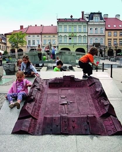 Makieta średniowiecznej bielskiej Starówki przypomina jej oryginalny wygląd