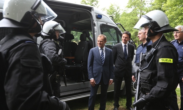 Premier w Centrum Dowodzenia