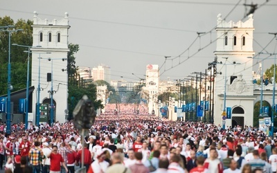 652 tysiące kibiców na polskich stadionach