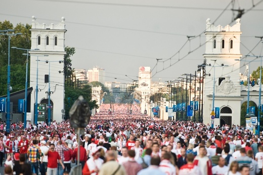 Warszawa kibicowała