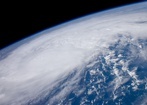 Duża planetoida blisko Ziemi