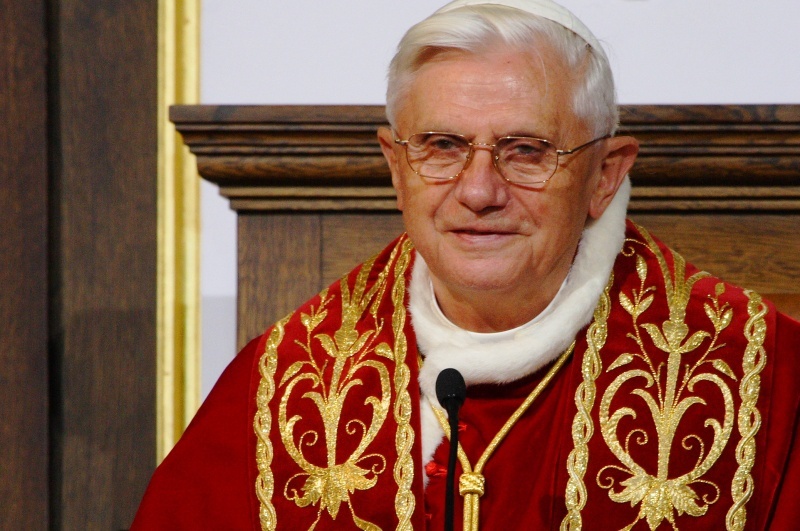 Benedykt XVI: II Sobór Watykański był nie tylko sensowny, ale i... -  www.gosc.pl