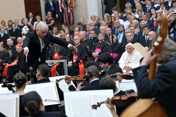 Papież: Symfonia pokoju nie ukończona