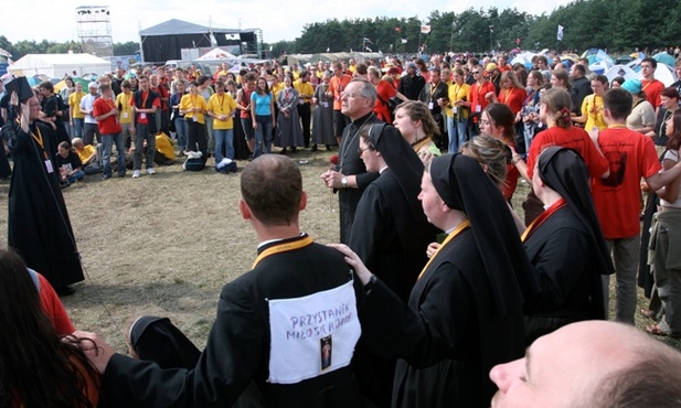 Kostrzyn. Modlitwa na Przystanku Jezus