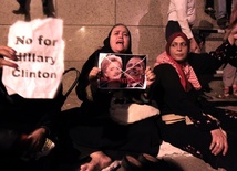 Egipt: Zaatakowali konwój Hillary Clinton