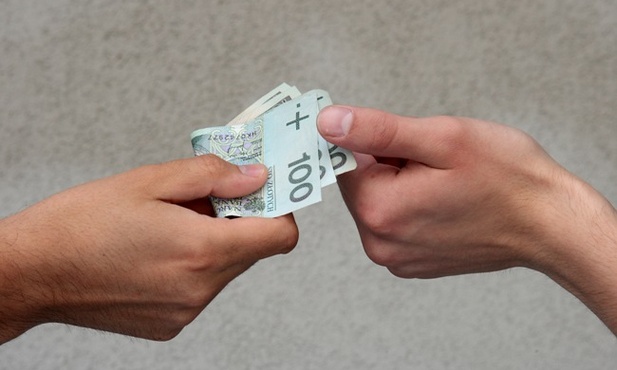 "DGP": Konfidenci za 51 mln zł