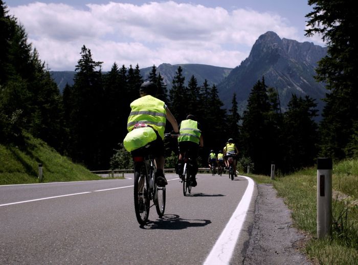 Koszalińska pielgrzymka rowerowa jedzie przez Alpy