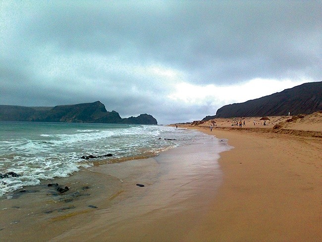  Wyspa Porto Santo. Leżenie na plaży, gdzieś na Atlantyku może znudzić. Wyprawa kajakowa nieokiełznaną rzeką do nudnych nie należy