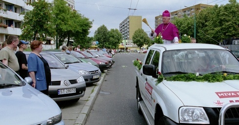 Arcybiskup poświęci pojazdy