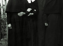 Siostra Joanna od budowania mostów