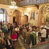  Podczas niedzielnej Eucharystii wierni licznie przystępują  do Komunii