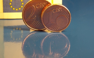Komisja Europejska podwyższa prognozy wzrostu PKB, ale i inflacji w Polsce. Obniża jednocześnie prognozę wzrostu dla całej UE