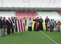 Spotkania ewangelizacyjne  odbędą się na stadionie  Cracovii, poświęconym  przez kard. Stanisława Dziwisza