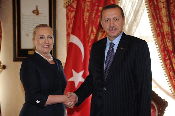 Clinton na ratunek Syrii