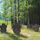 Radzieckie nagrobki w Czarnem wciąż robią niesamowite wrażenie