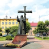  Nowe Miasto nad Pilicą. Tutaj znajdują się Sanktuarium bł. Honorata Koźmińskiego  oraz muzeum z pamiątkami po błogosławionym zakonniku