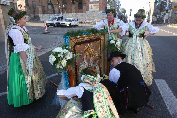 Pielgrzymka kobiet do Piekar Śląskich 19.08.2012