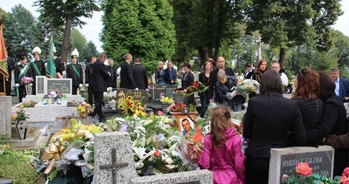 Pogrzeb śp. Piotra Szarego, górnika kopalni "Silesia"