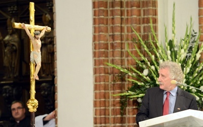 Rozpoczyna się IV Zjazd Polonii