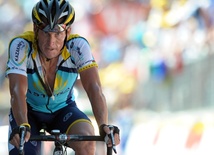 Lance Armstrong pozbawiony zwycięstw w Tour de France