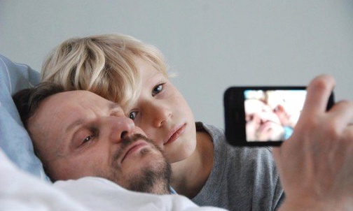 Kadr z filmu "W pół drogi"