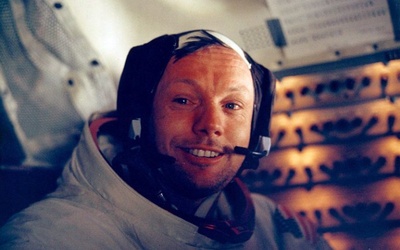 Neil Armstrong  nie żyje 