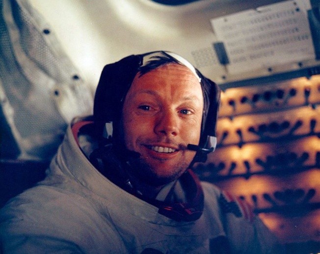 Neil Armstrong  nie żyje 