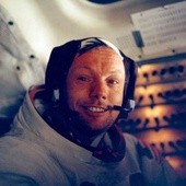 Neil Armstrong  nie żyje 