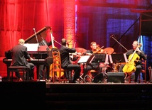 Leszek Kułakowski Trio z Kwartetem smyczkowym Q4Q