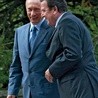 Prezydent Putin z kanclerzem Schröderem. Zbudowany z ich inicjatywy  Gazociąg Północny stał się symbolem wspólnoty interesów w XXI wieku