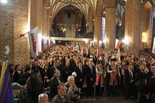 Msza św. w 32. rocznicę podpisania porozumień sierpniowych i powstania NSZZ "Solidarność"