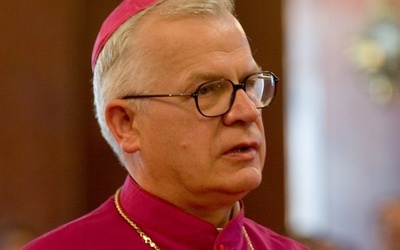 Abp Michalik: Bóg z każdego chce zrobić brylant