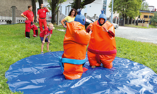 Słoń przeciw używkom