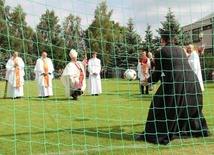 Pierwszy strzał na bramkę