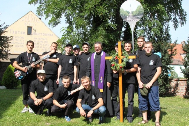 Grupa w czasie pierwszego postoju w Kiełczowie