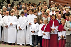  Parafianie chętnie uczestniczą nie tylko w uroczystościach kościelnych, ale i różnych inicjatywach duszpasterskich