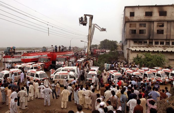Już 289 ofiar pożaru w Karaczi