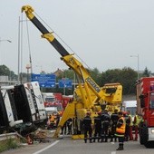 Po wypadku we Francji: dwie osoby w stanie krytycznym