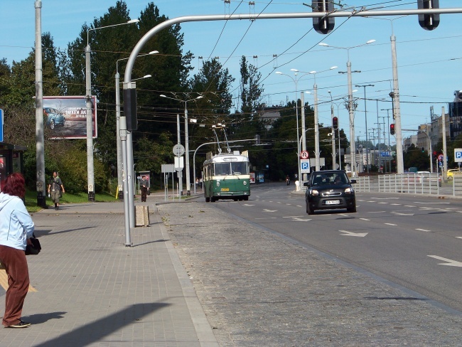 Zabytkowe pojazdy na gdyńskich ulicach