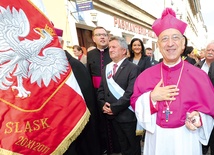 10 lat temu abp Francesco Pio Tamburrino ogłosił, że kościół Świętych Piotra i Pawła został podniesiony  do rangi bazyliki mniejszej