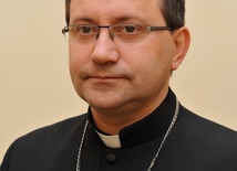 Bp Damian Muskus