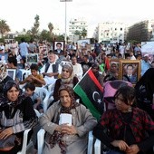 Libijczycy siłą wyrzucają islamistów