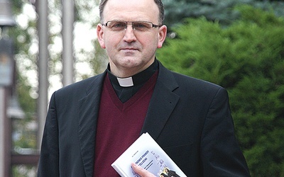Ks. Jan Kochel, autor książki o śląskich świętych