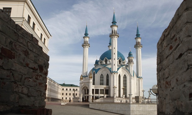 13 muzułmanów stanie przed sądem