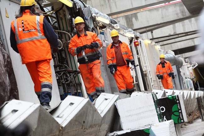 1100 metrów tunelu między rondem Daszyńskiego i ONZ jest gotowe