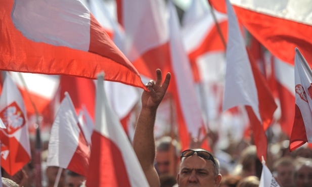 Ruszył marsz "Obudź się Polsko"