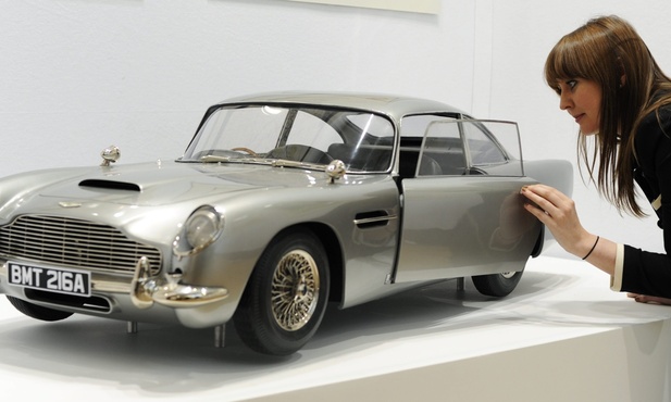 Nazywam się Bond, James Bond