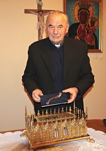  Nowy relikwiarz wkrótce trafi do kaplicy w sanktuarium  św. Józefa Bilczewskiego – mówi ks. prał. Michał Boguta