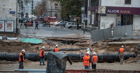 Awaria na budowie metra przy stacji Metro Świętokrzyska.