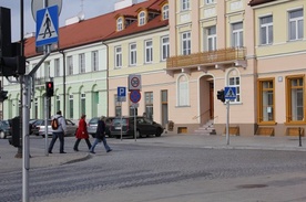 Przejścia dla pieszych staną się bezpieczniejsze - zapewnia Miejski Zarząd Dróg w Płocku